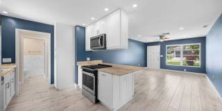 Renovated 3 Bed, 2 Bath Annual Rental in Naples Park Gallery 9