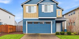 Stunning 3 Bedroom with Bonus Room | Solar Panels, Stainless Steel Appliances  Fenced Backyard Gallery 1