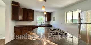 908 Bilmark Ave Gallery 9