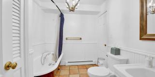 1719 Cedar Swamp Road Gallery 19