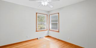 Spacious 3-Bedroom Home with Oversized Garage Space! Gallery 17