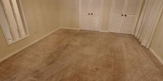 Spacious 3 bedroom, 2 bath Gallery 24