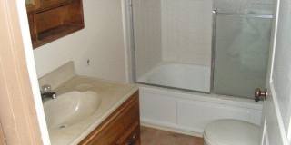 NEW ON MARKET (4 ACRE HOA GUADALUPE RIVER PARK COUPLE BLOCKS AWAY) Gallery 11