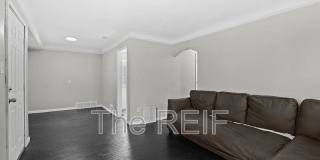 20045 Greenlawn Street Gallery 4