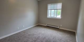 Bright, Spacious & Beautifully Updated—Available August 10th!! Gallery 14
