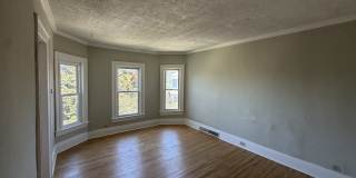 411 W. Ferry StreetUnit 3 (Upper Front) Gallery 4