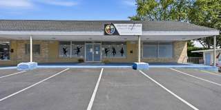815 W LANCASTER Avenue Gallery 1