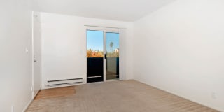 Creekside Gallery 10