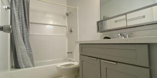 Pearlridge Gardens & Towers, Newly renovated 2 bed, 2 ba, 1 parking incl water/sewer, building amenities very convenient location Gallery 10