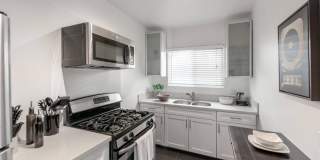 The Sofia Gallery 14