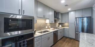 NOVEL River Oaks by Crescent Communities Gallery 5