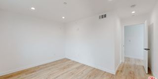 6811 Gloria Ave Gallery 17