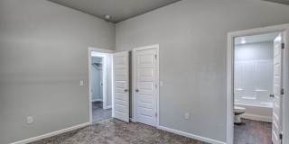 New Construction in Varenna Landing! Storm shelter and lawn care included! Gallery 23