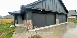 8012 NW 105th Terrace Gallery 1