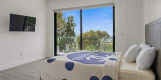 6181 Temple Hill Dr Gallery 36