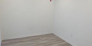 1524 RIDGE AVENUE Gallery 17