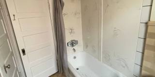 Large Brick 7 bedroom home Gallery 9