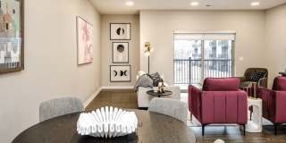 Vue 174 Gallery 6