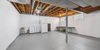 2922 Sunnyside Avenue Gallery 28