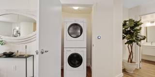 44 Monroe Gallery 13