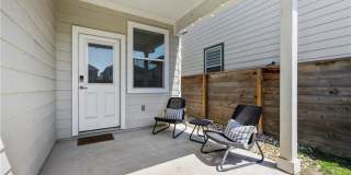 Newly Constructed, 4 BR / 3 BA Home - 2 Car Garage - Pool - Close to Mueller Gallery 27