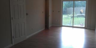Gorgeous 4 bedroom 2 bath home Gallery 11
