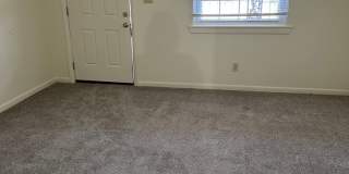 Large 2 Bedroom, 1 Bath Apartment in Old SW Gallery 9