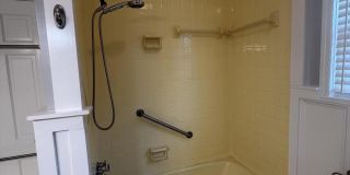 115 Adams Avenue Gallery 65