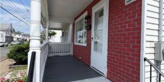 Charming 3BR Duplex in Kingston Gallery 1