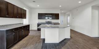 4 BR / 2 BA - 2032 SF in Seguin - Arroyo Ranch! Gallery 7