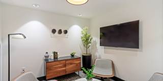 Array La Mesa Gallery 23