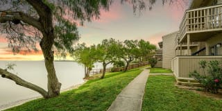 The Bay Club Apartments Gallery 17