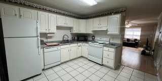 2 bed 2.5 bath townhouse Gallery 1