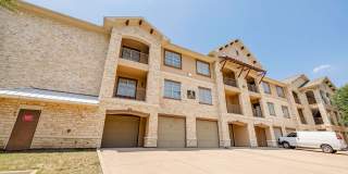 Arioso Apartments & Townhomes Gallery 12