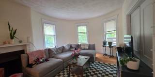 Spacious Modern Brookline 3 Bed Unit Available 9/1/26 Gallery 6