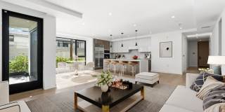 725 N Croft Ave unit: 110 Gallery 16