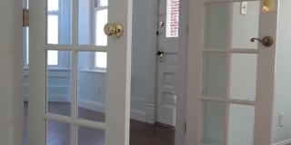 390 East Oakland Avenue Gallery 4