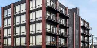 2725 Thatcher Avenue Gallery 1