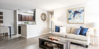 Addison on Cobblestone Gallery 11