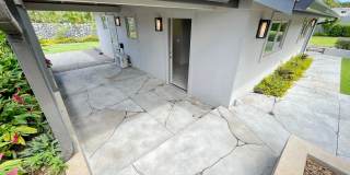 Island Living in a Renovated 2-Bed, 2-Bath Unfurnished Maui Meadows Retreat Gallery 25