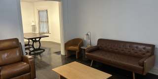 2718 E 78th Street Gallery 4