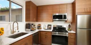 7046 Murietta Avenue Gallery 8