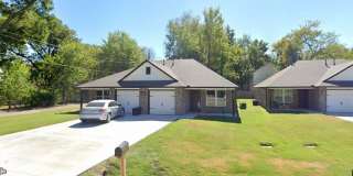 2 Bed | 1 Bath Luxury Duplex Gallery 1