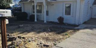 Country charm in town Gallery 1