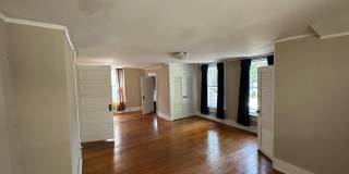 3 BR/ 2BA Central Gardens Bungalow Gallery 8