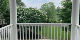 2 Bed, 2 Bath Apartment on the River - Furnhsied Rental Gallery 1