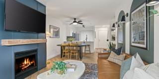 Novi at Queen Anne Gallery 23