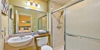 4823 Illustrious Street Gallery 26