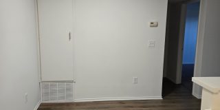 3821 Franklin Ave Gallery 1
