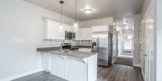 71 W Silver Springs Dr Gallery 1